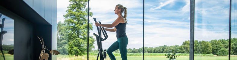 Gratis crosstrainer trainingsschema: zo verbrand je snel calorieën