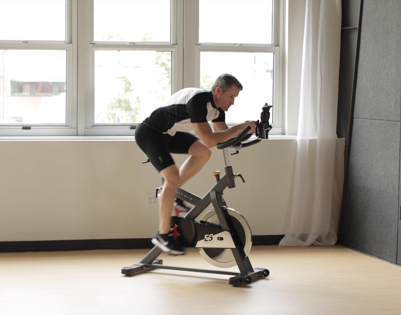 Matrix Fitness Indoor Cycle