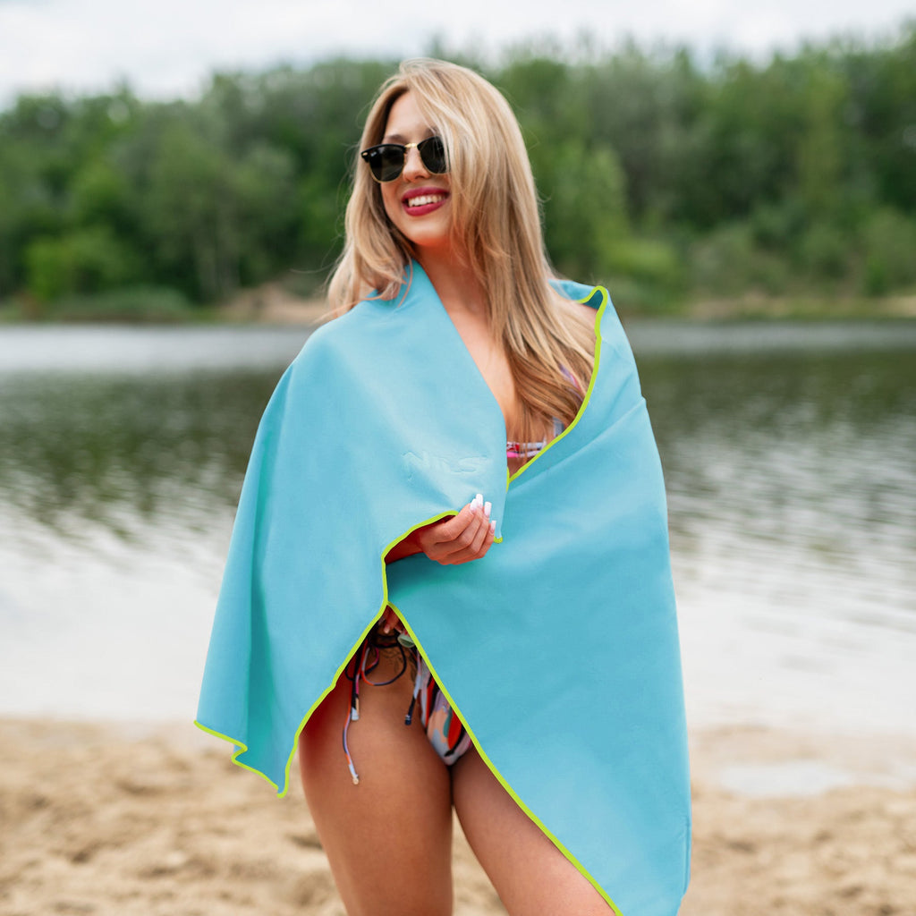 NILS Microvezel Handdoek - Blauw/Groen - 140 x 70 cm
