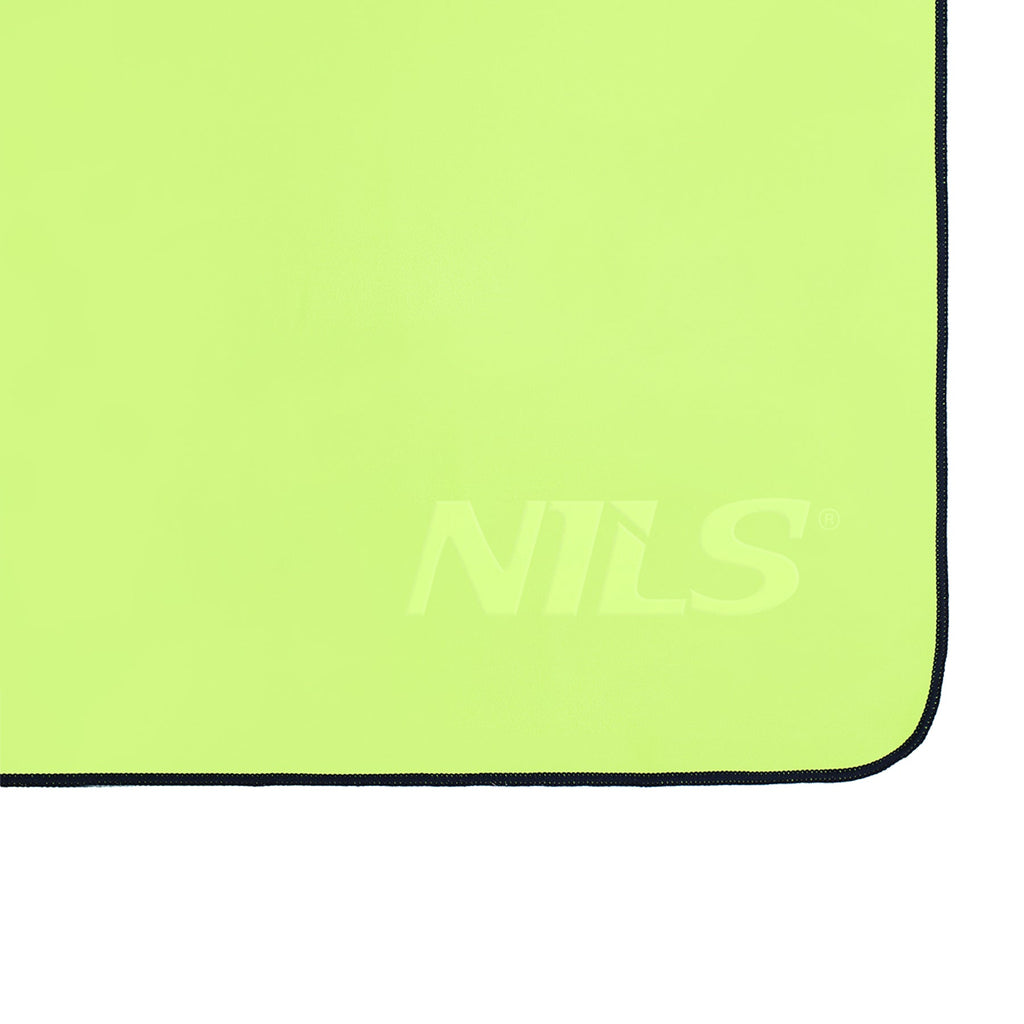 NILS Microvezel Handdoek - Groen/Zwart - 140 x 70 cm