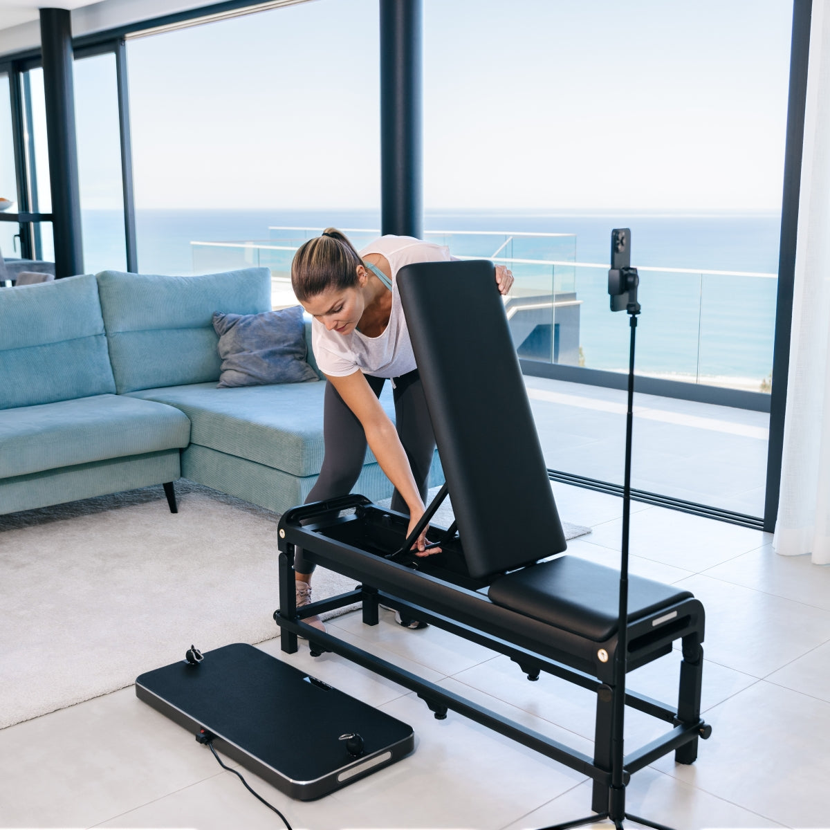 Flow Fitness DSG100i met Perform Fitnessbank - Smart Home Gym - Krachtstation