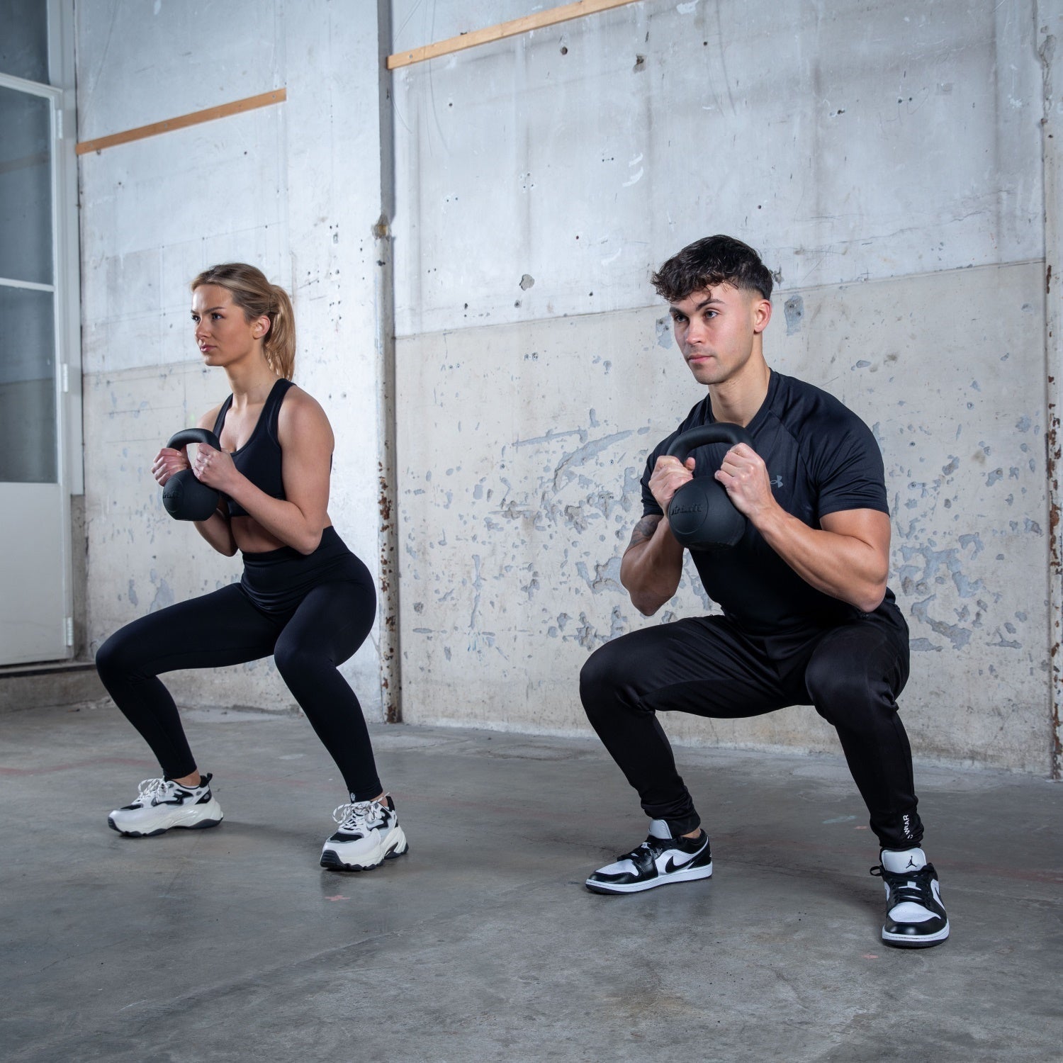 VirtuFit Kettlebell Pro - Kettle Bell - Gietijzer - 6 kg