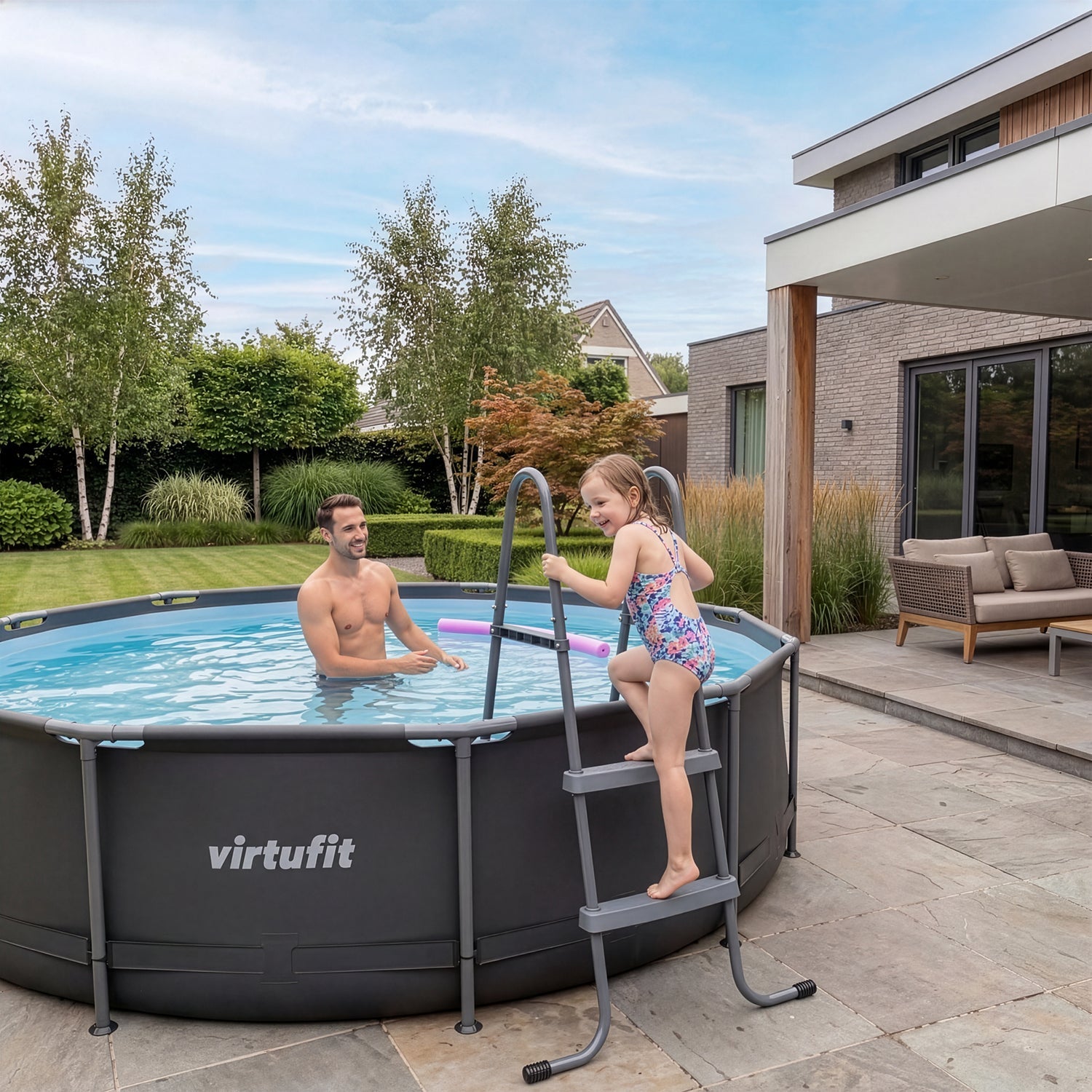 VirtuFit Zwembadtrap 84 cm - Universeel