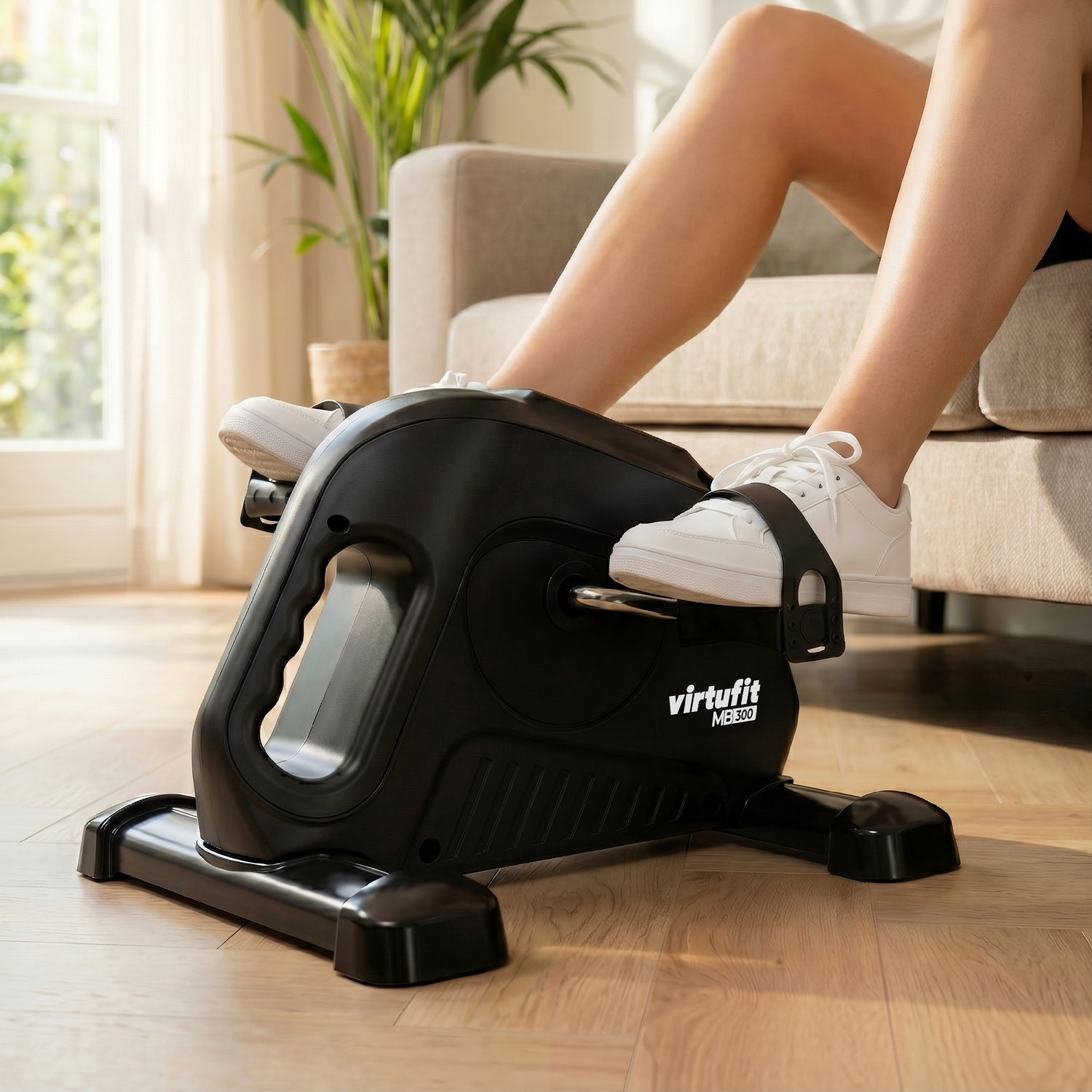 VirtuFit MB300 Stoelfiets - Fietstrainer met Handvat en Computer - 2026 model (V3)