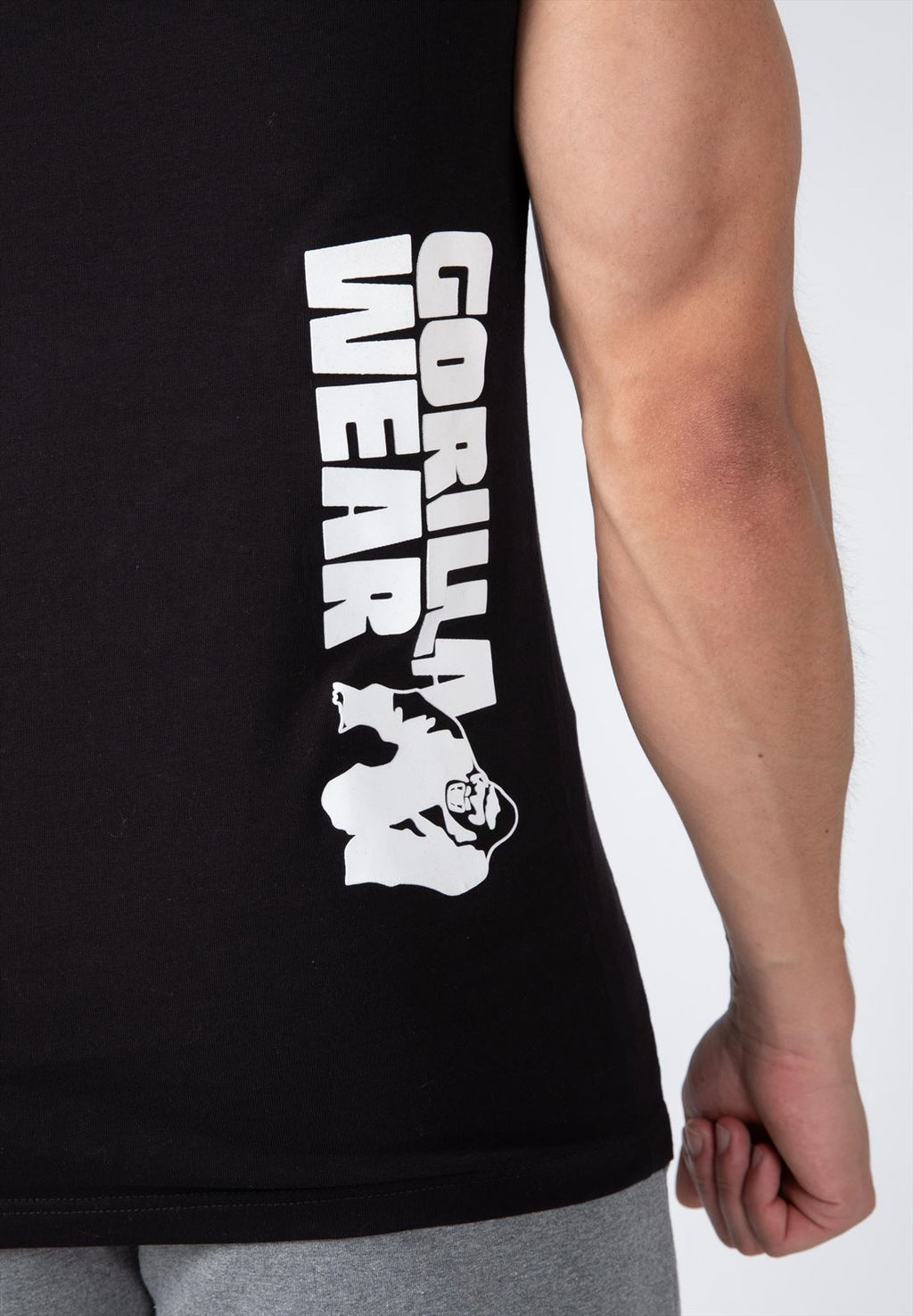 Gorilla Wear Oswego Mouwloos T-shirt met Capuchon - Zwart
