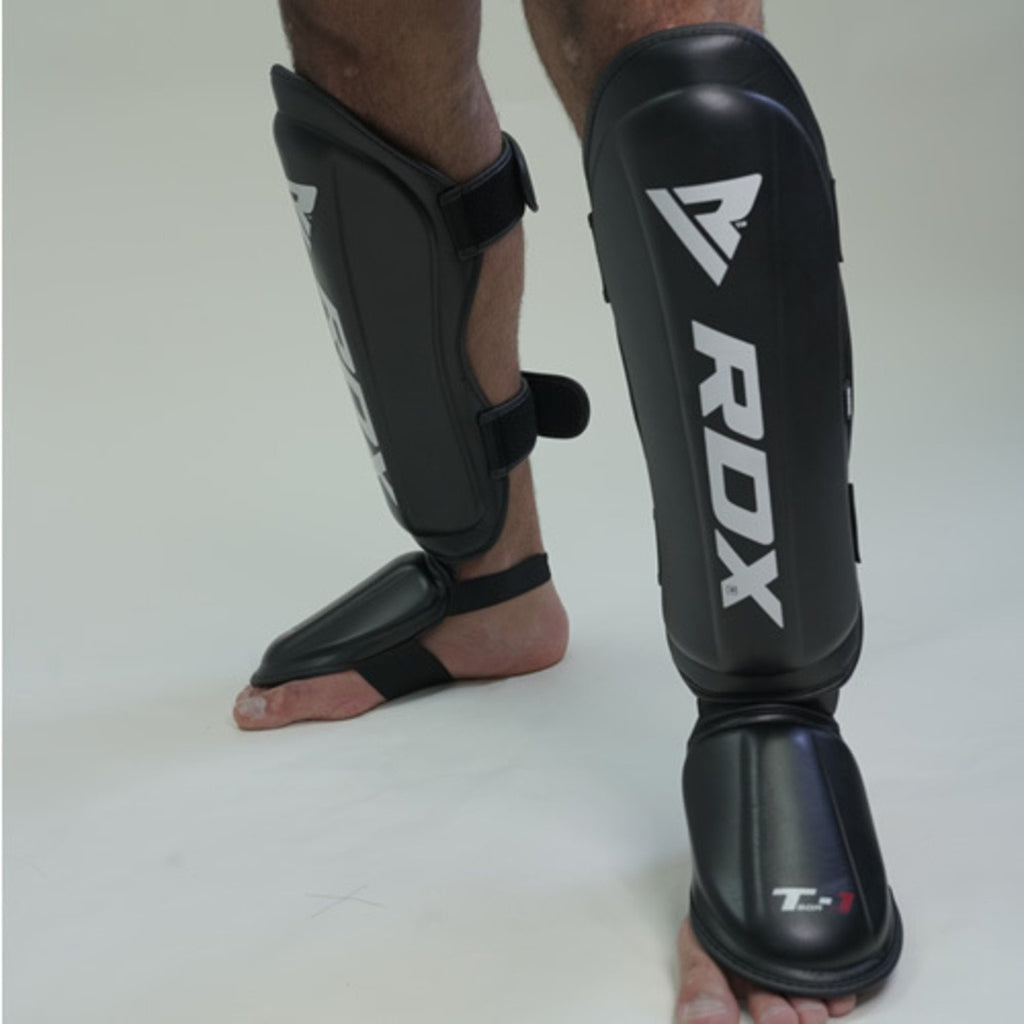 RDX Sports Scheenbeschermers Shin Instep King - Zwart