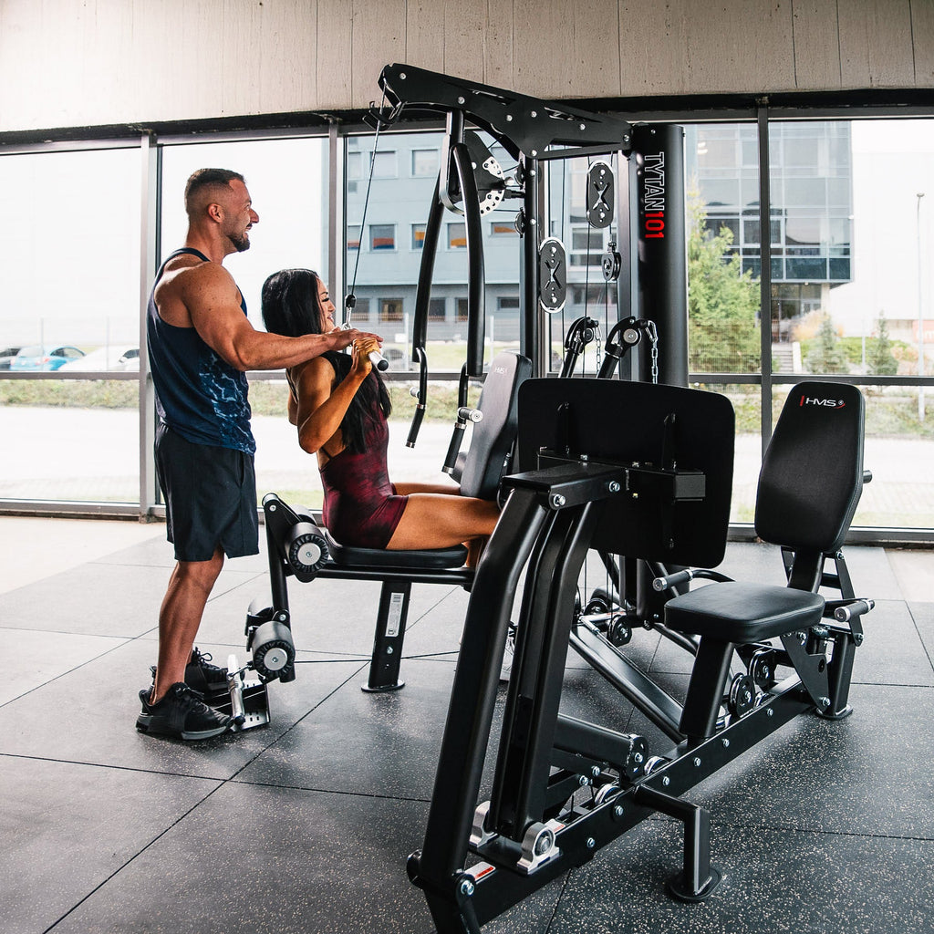 HMS Tytan 101 Multi Gym met Leg Press