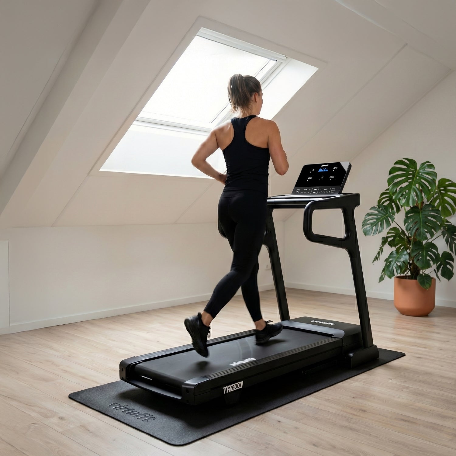 VirtuFit TR600i Loopband - Treadmill