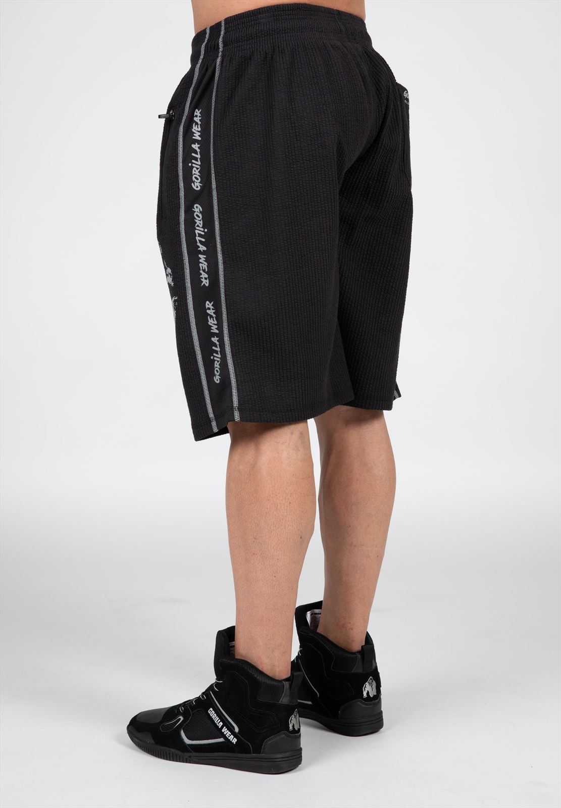 Gorilla Wear Buffalo Old School Workout Shorts - Zwart/Grijs