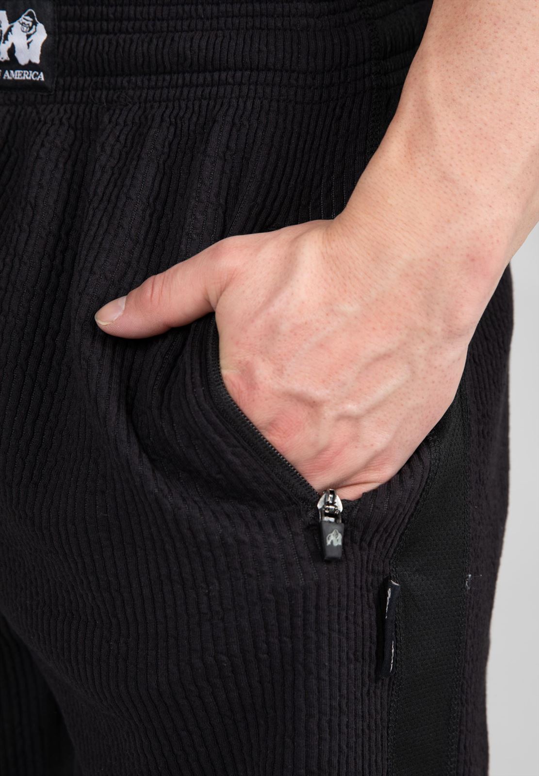 Gorilla Wear Augustine Old School Shorts - Zwart