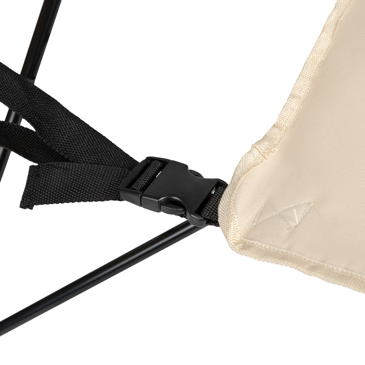 VirtuFit Opvouwbare Camping Stoel met Voetsteun - Strandstoel - Beige - Tweedekans