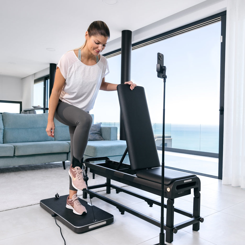 Flow Fitness DSG100i met Perform Fitnessbank - Smart Home Gym - Krachtstation